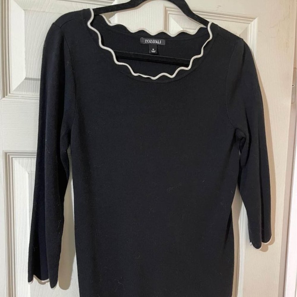 Roz & Ali Black Scalloped Edge 3/4 Sleeve Woman’s Blouse Top